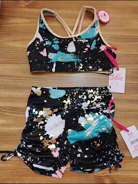 NWT Justice XS Two-Piece Activewear Set With Reversible Top